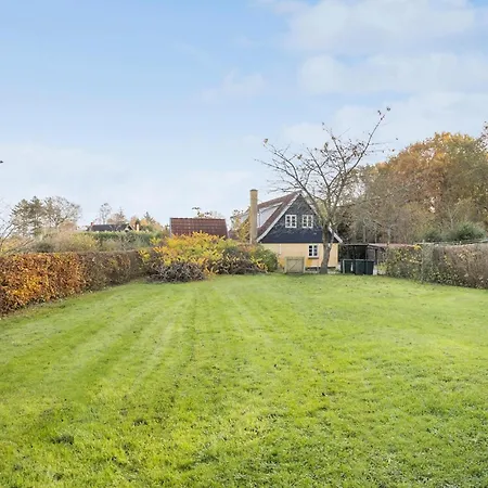 Three-bedroom In Tranekar Osterhuse