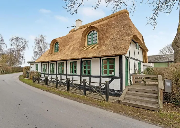 Three-bedroom In Tranekar 펜션 Tranekær