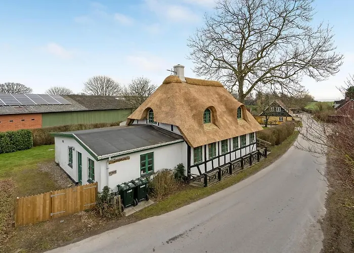 Three-bedroom In Tranekar 펜션 *