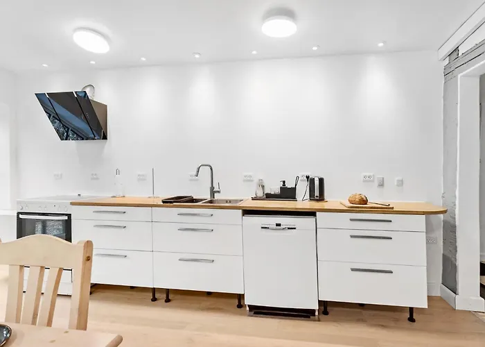 Three-bedroom In Tranekar 펜션